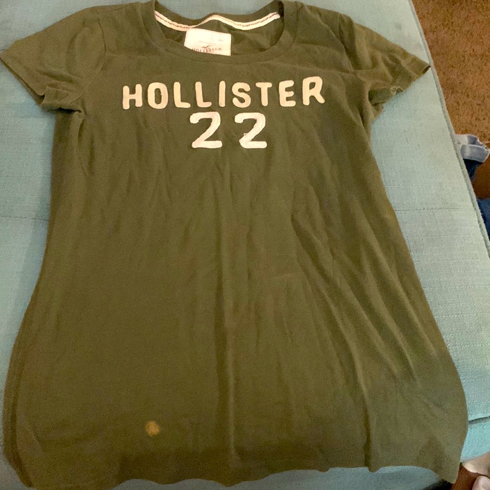 Hollister T-Shirt